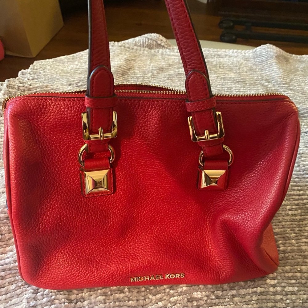 Michael Kors Red Shoulder Bag with Gold Accents - Picture 2 of 8